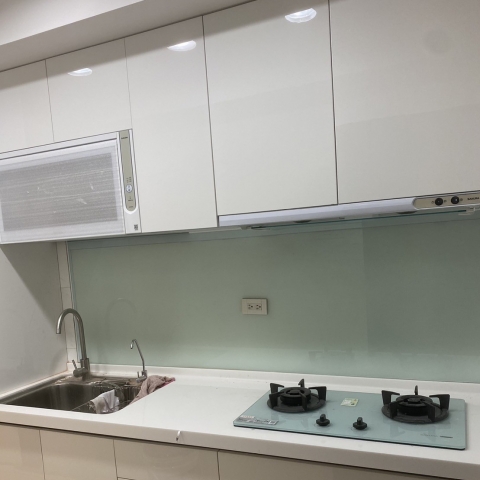 一字型廚具+電器櫃+冰箱吊櫃218+60+75cm